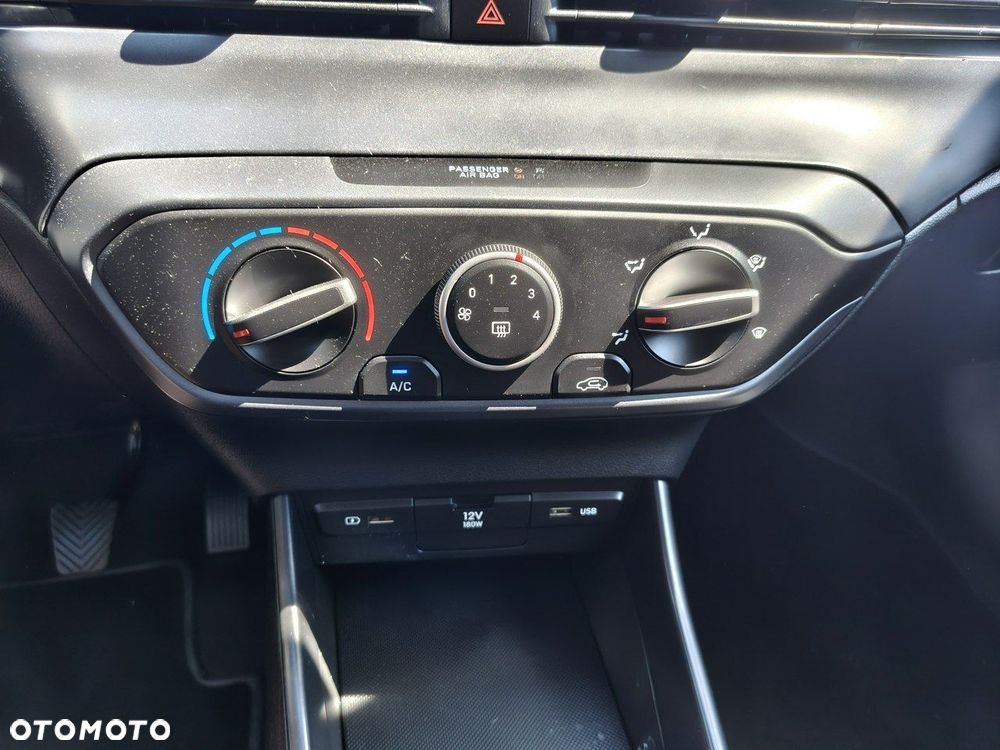 Hyundai i20 - 13