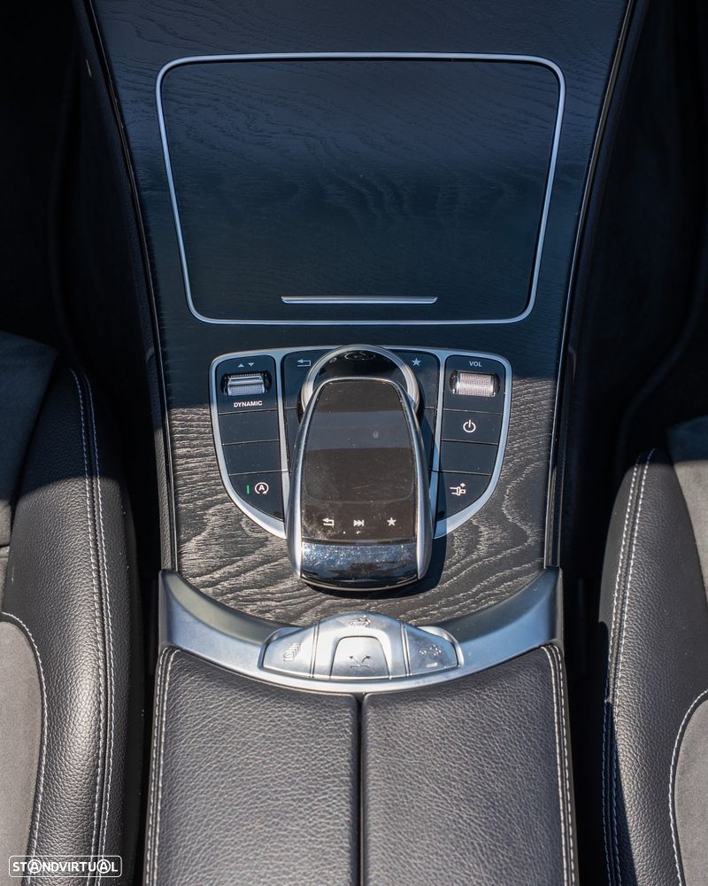 Mercedes-Benz C 220 d Coupe 4Matic 9G-TRONIC AMG Line - 18