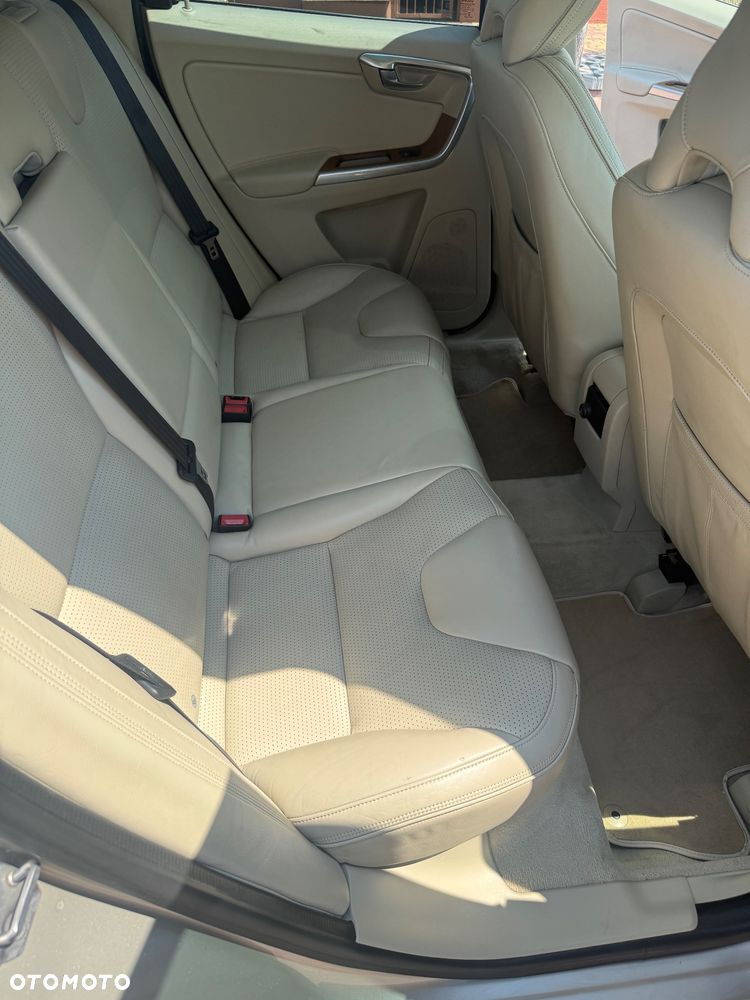 Volvo XC 60 D5 AWD Geartronic Linje Inscription - 7