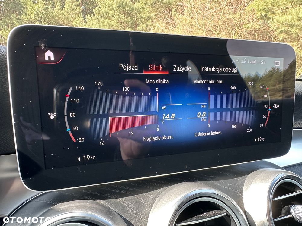 Mercedes-Benz GLC 200 d 4Matic 9G-TRONIC AMG Line Plus - 28