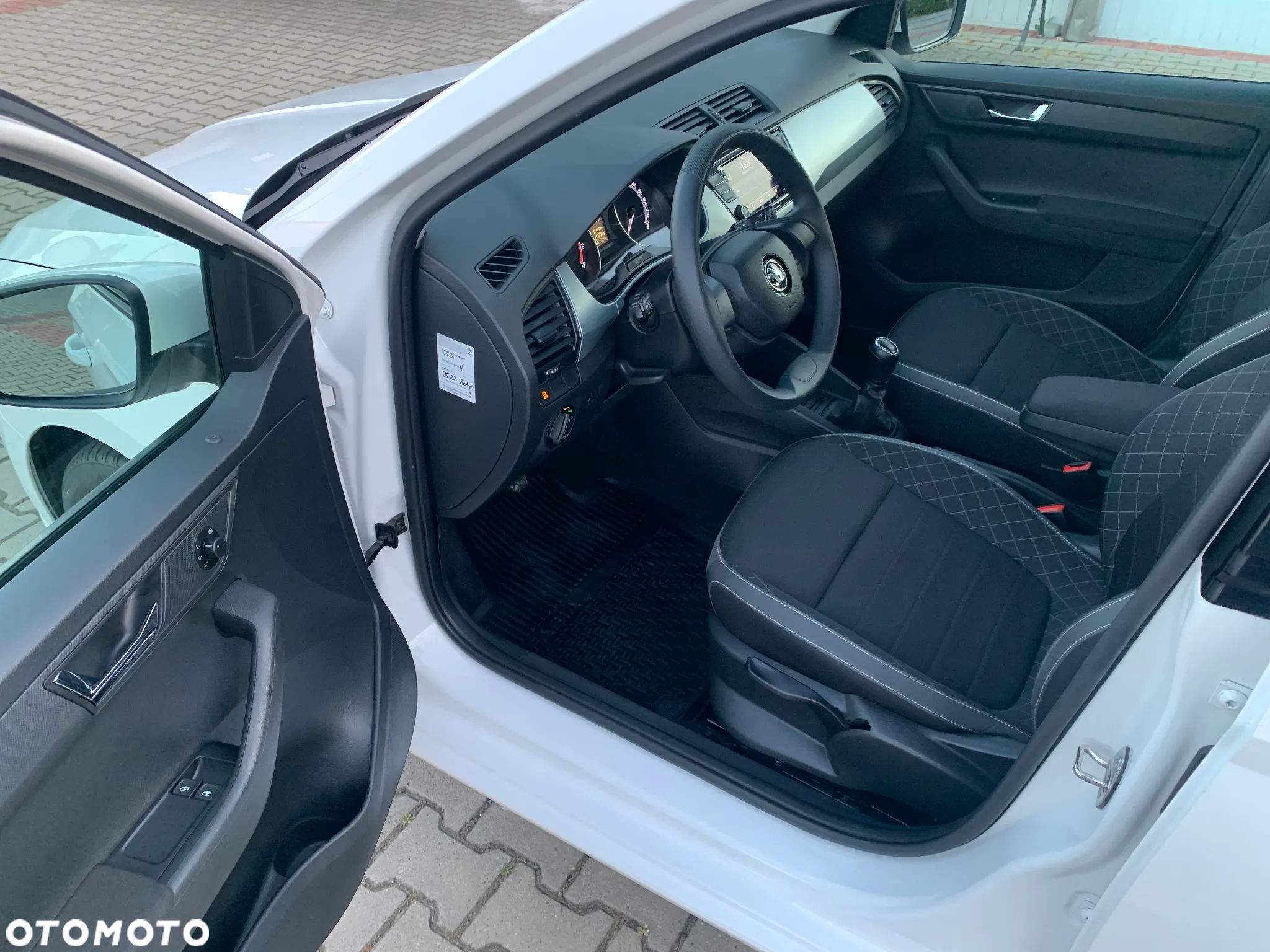 Skoda Fabia 1.0 TSI Ambition - 10