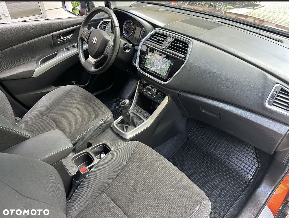 Suzuki SX4 S-Cross - 13