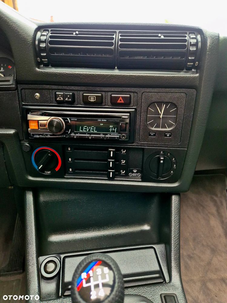 BMW Seria 3 320i - 19