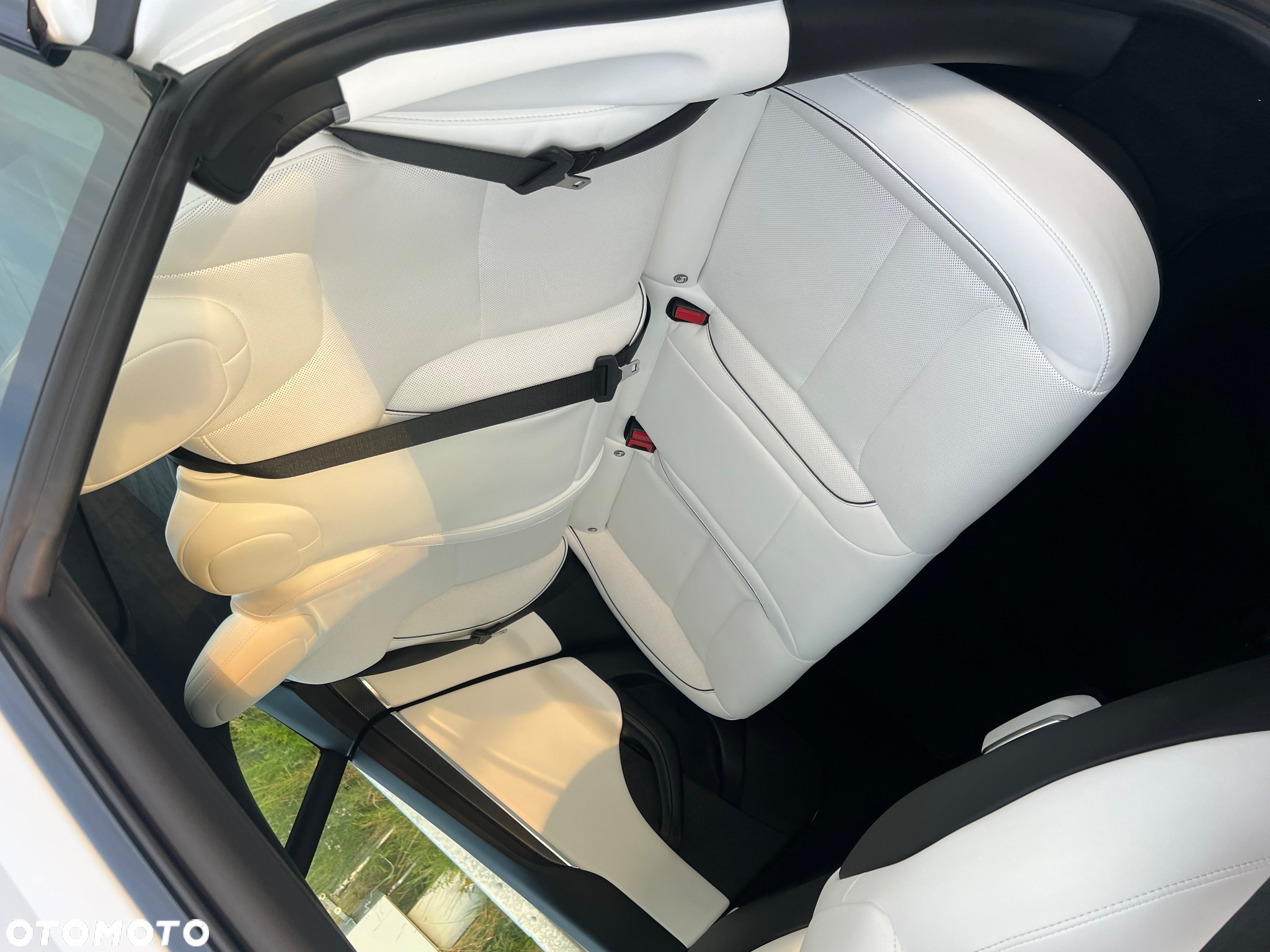 Tesla Model S - 20