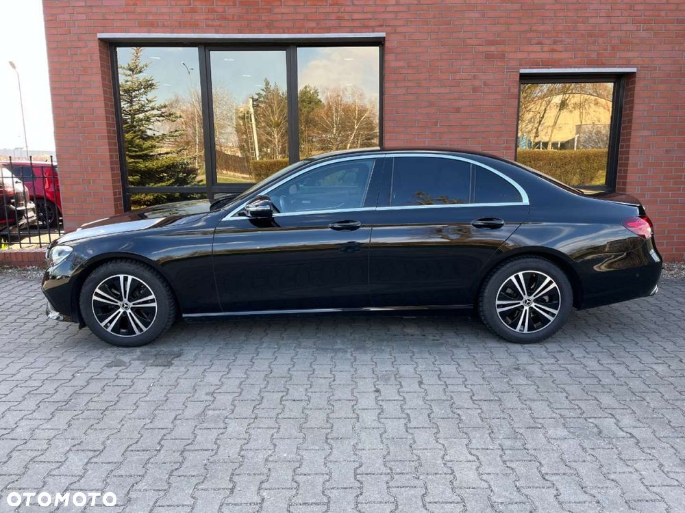 Mercedes-Benz Klasa E 200 9G-TRONIC Exclusive - 26