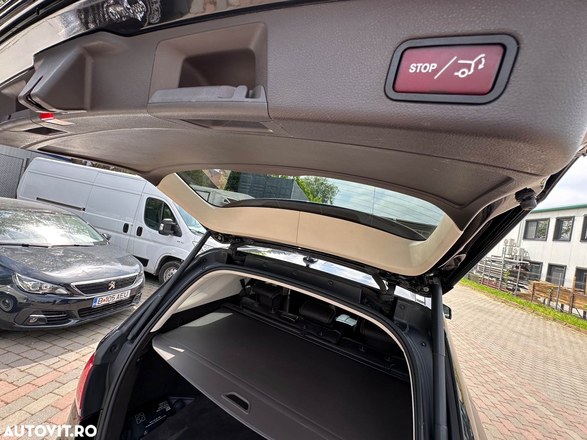 Mercedes-Benz GLE 250 d 4MATIC - 31