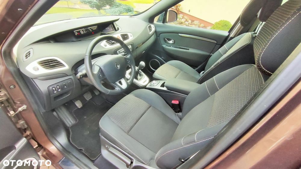 Renault Scenic TCe 130 Luxe - 4