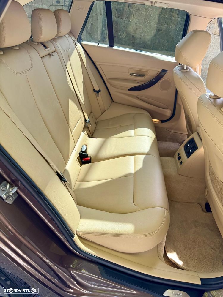 BMW 320 d Aut. Blue Performance Luxury Line - 19