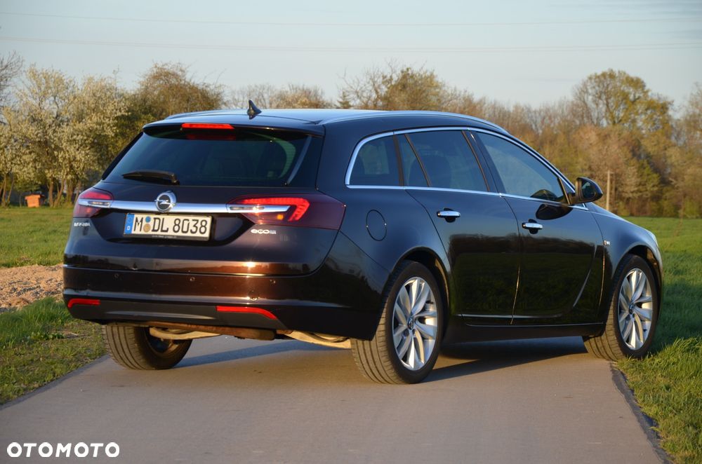 Opel Insignia 2.0 CDTI Cosmo S&S - 23