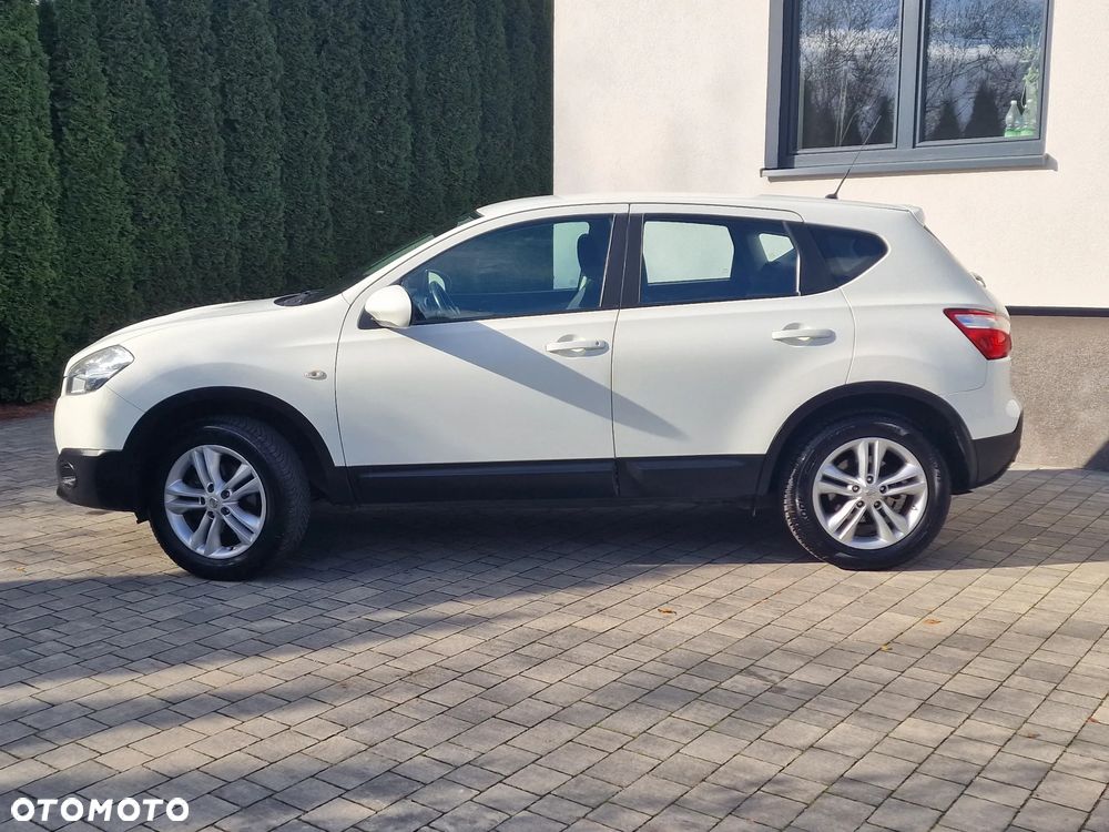 Nissan Qashqai 1.6 visia - 10
