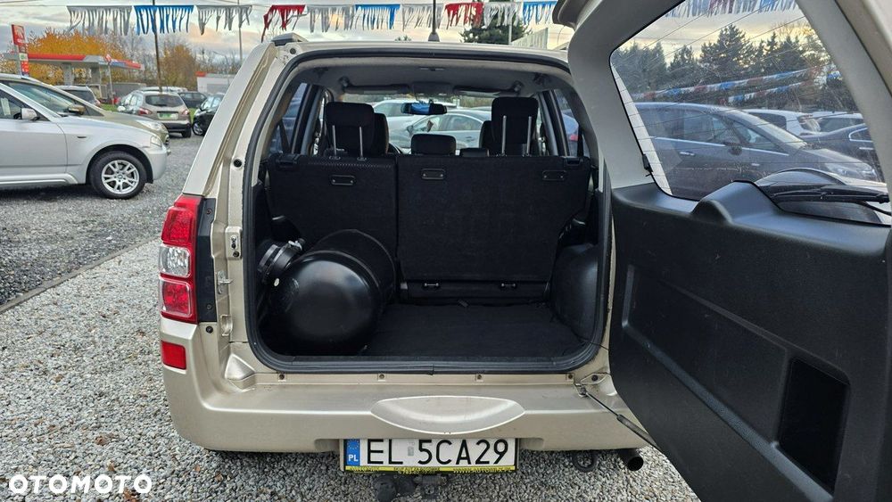 Suzuki Grand Vitara - 23