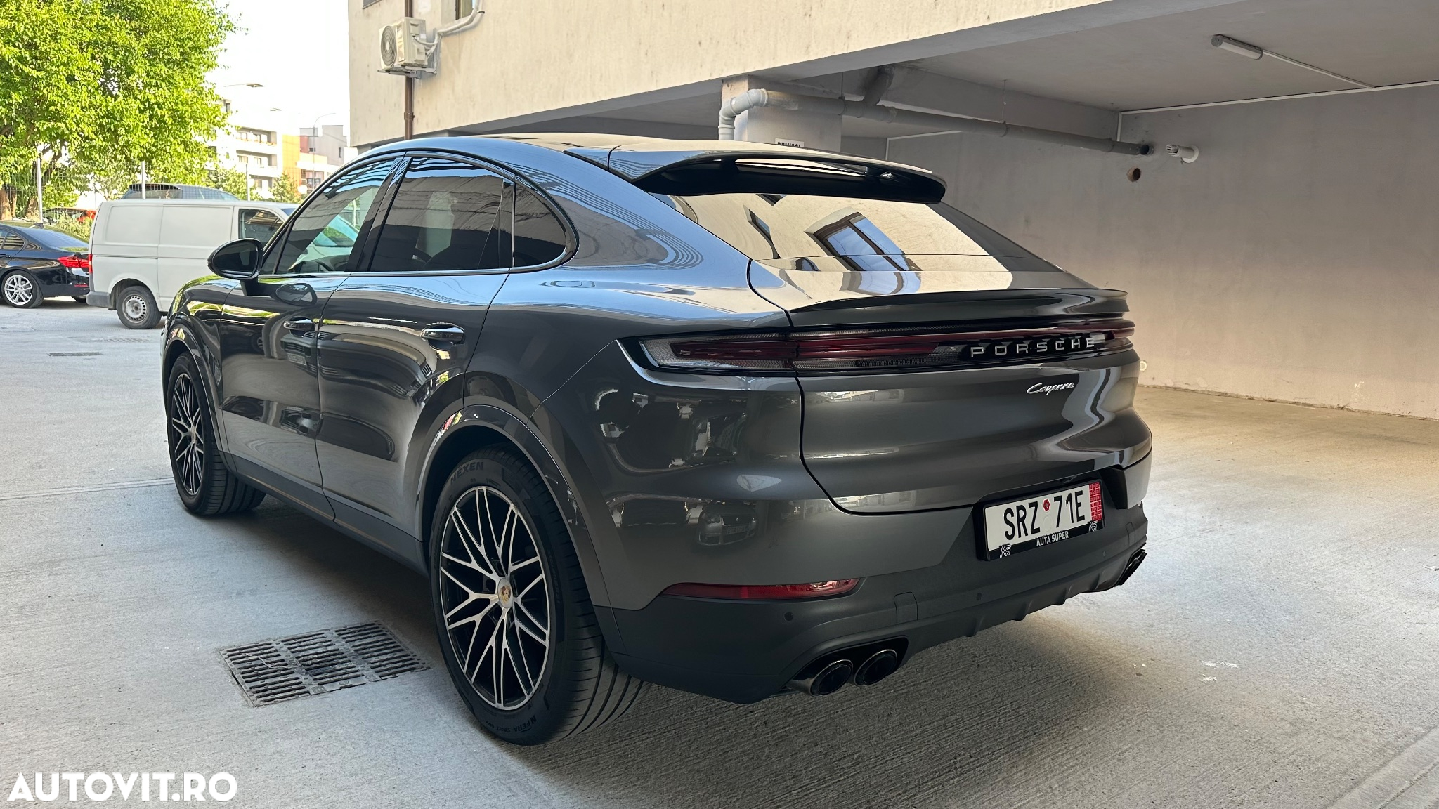 Porsche Cayenne Coupe - 3