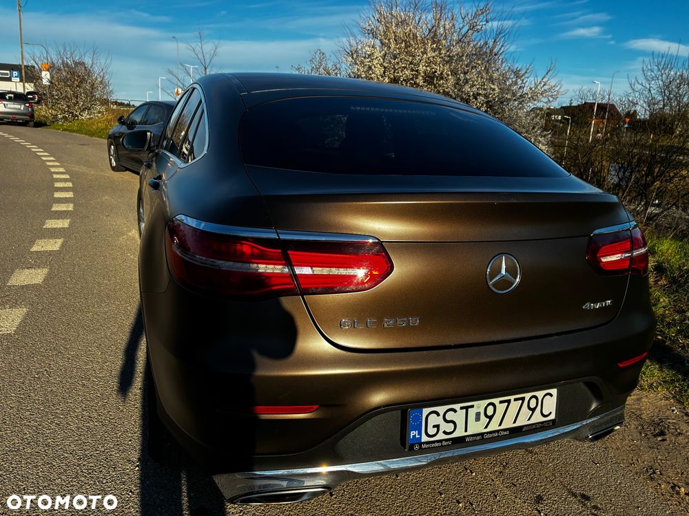 Mercedes-Benz GLC - 7