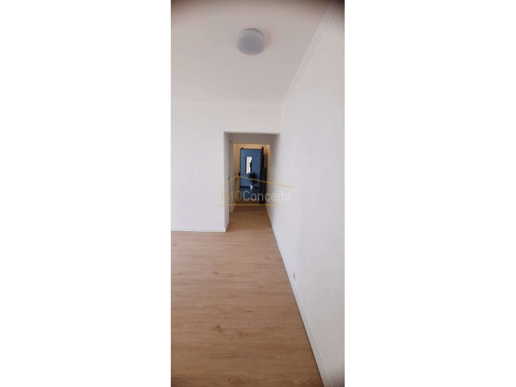Apartamento T1- Santo Antonio Da Charneca - Barreiro - Grande imagem: 5/25