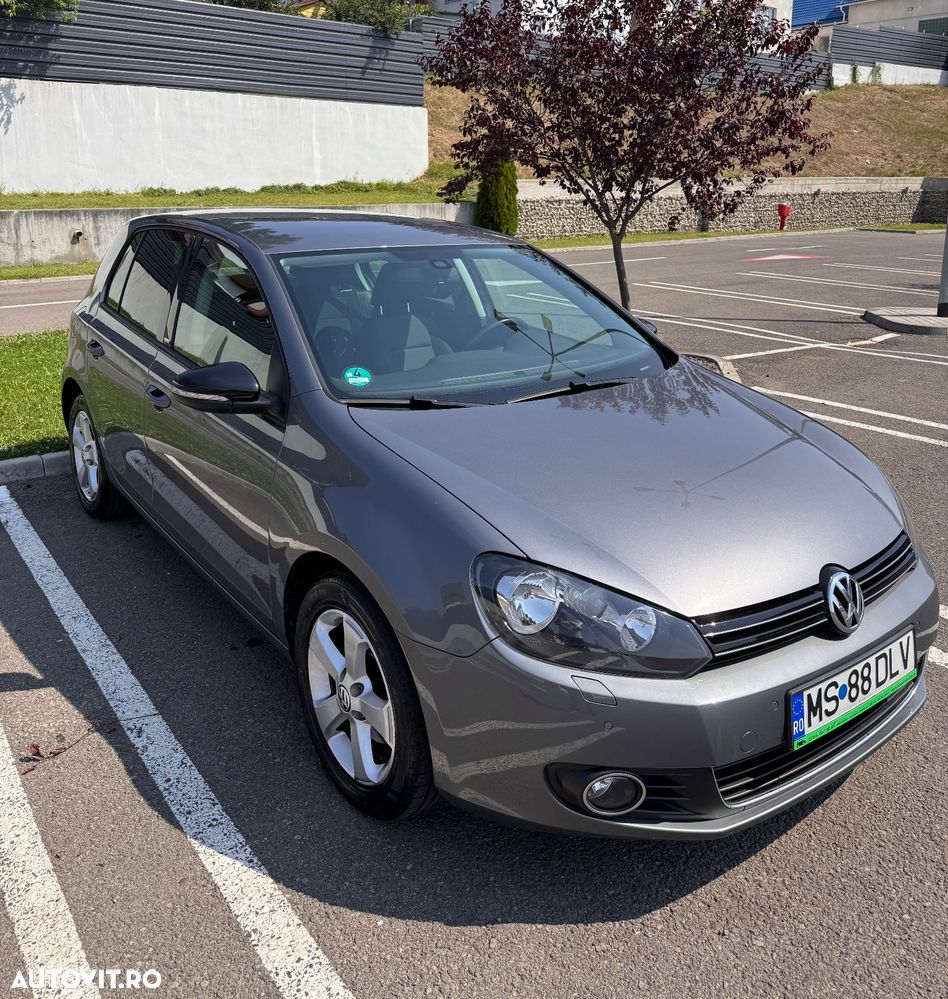 Volkswagen Golf 1.6 TDI DPF Style - 1