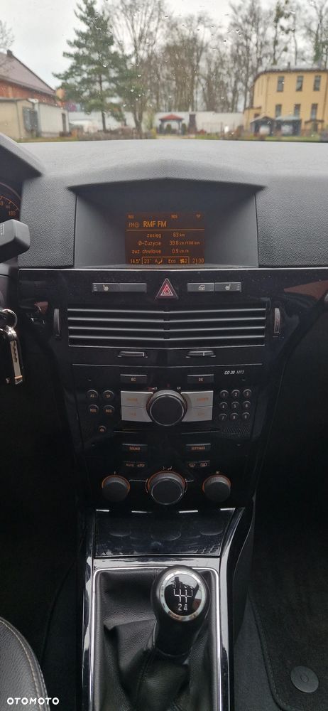 Opel Astra 1.8 Selection 110 Jahre - 17