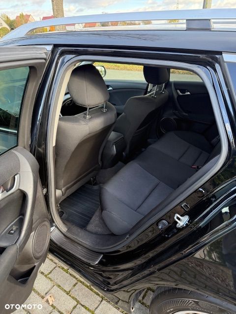 Honda Accord 2.0 Executive Nav - 6