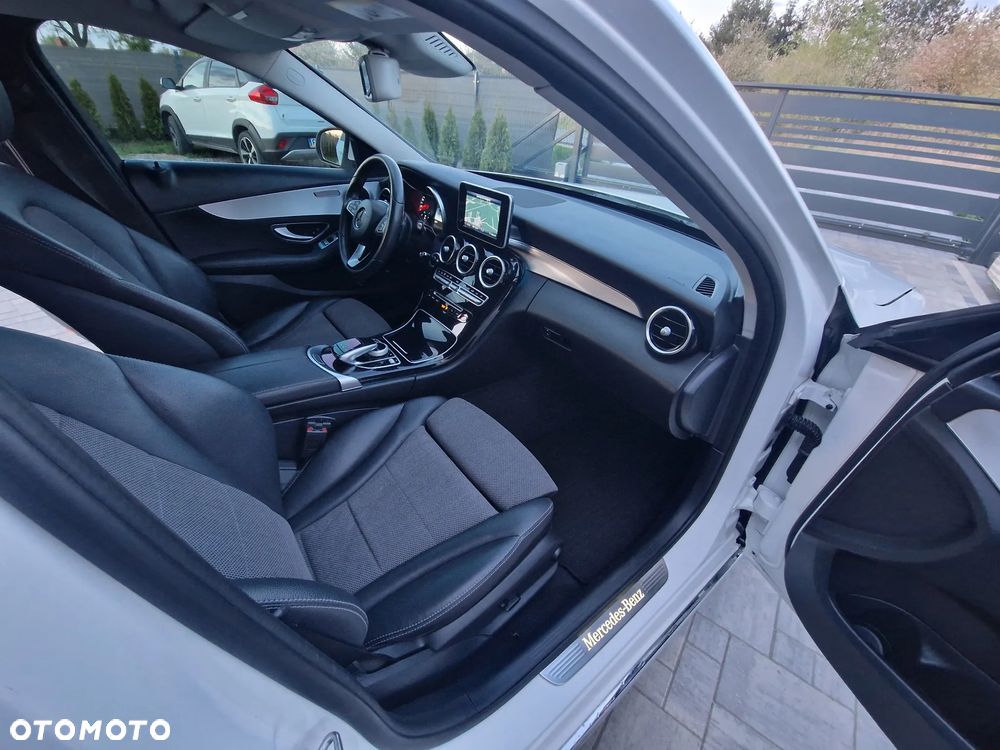 Mercedes-Benz Klasa C 180 Business Edition 9G-TRONIC - 20