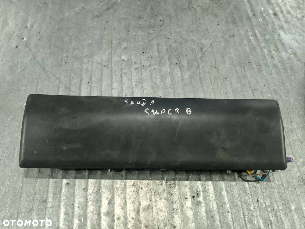 PODUSZKA KOLANOWA , AIRBAG SKODA SUPER B II 3T1880841B - 1