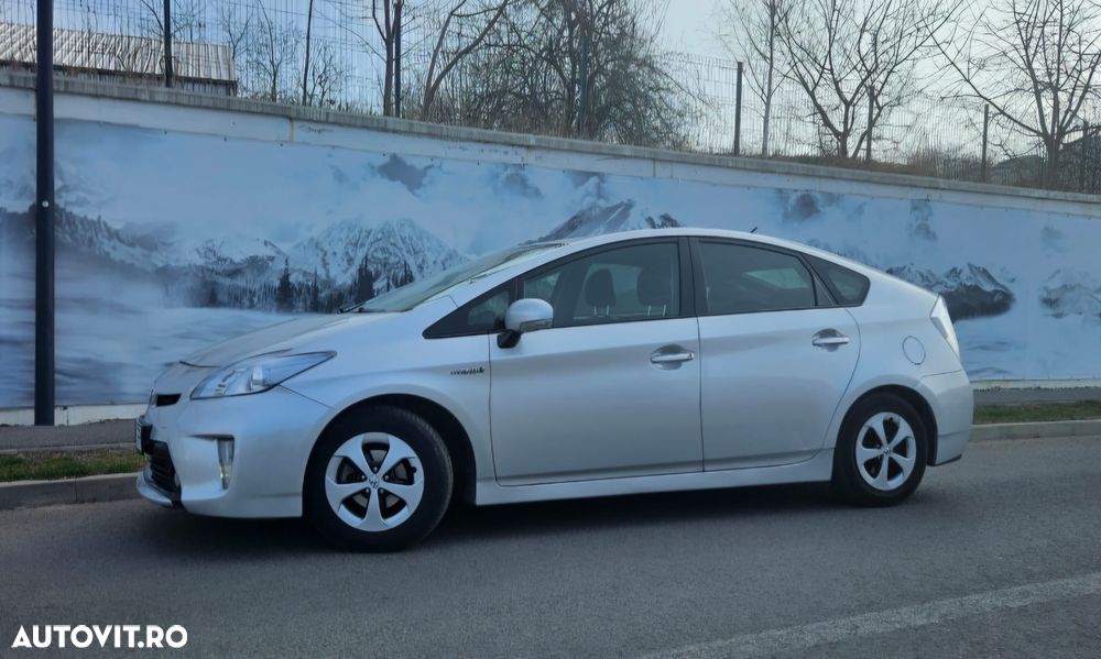 Toyota Prius - 1