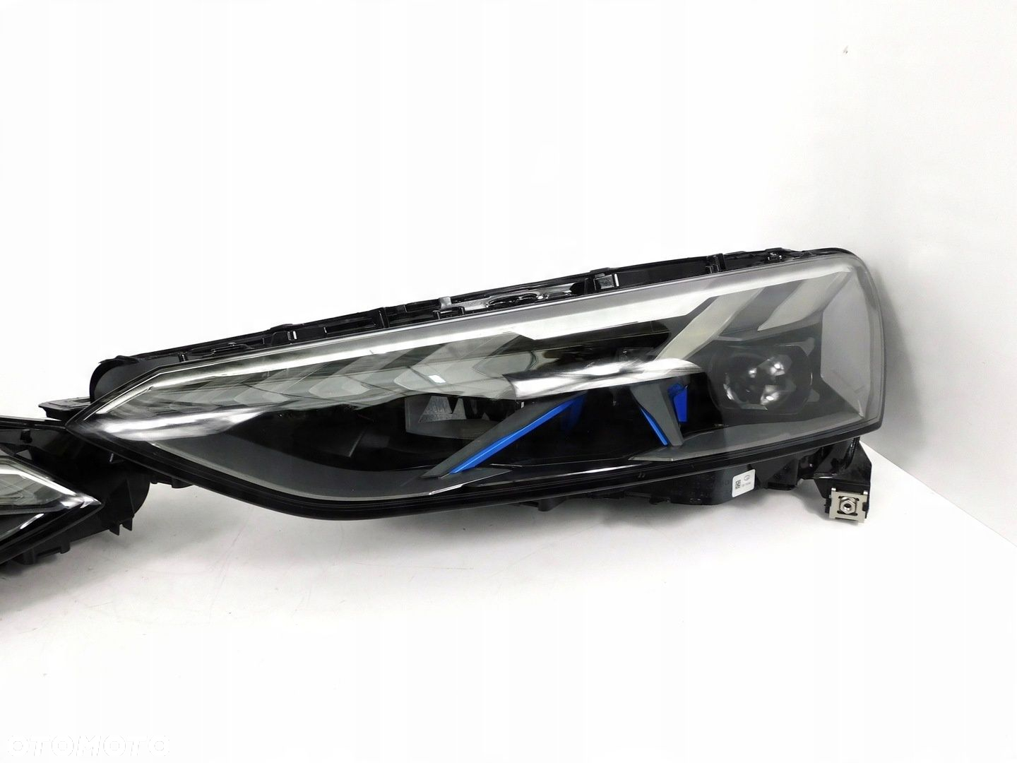 AUDI E TRON GT RS 4J3 LAMPA PRAWA LEWA LASER - 5