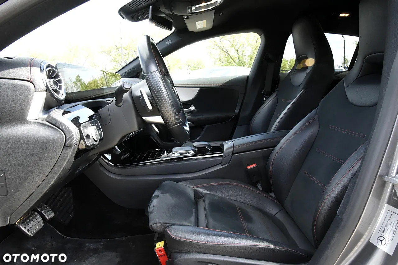 Mercedes-Benz CLA 200 AMG Line 7G-DCT - 7