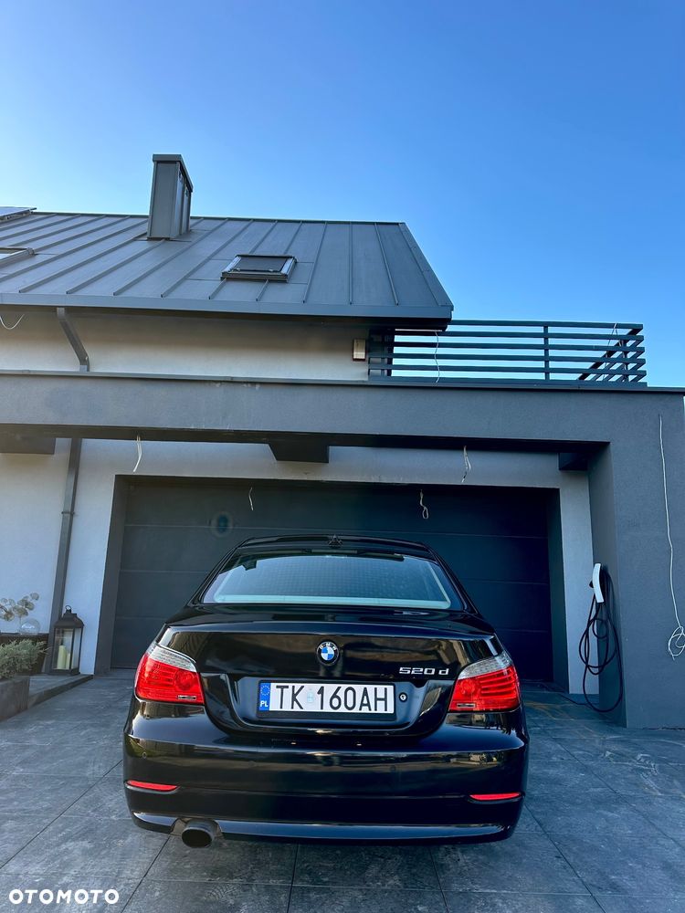 BMW Seria 5 520d Edition Exclusive - 7