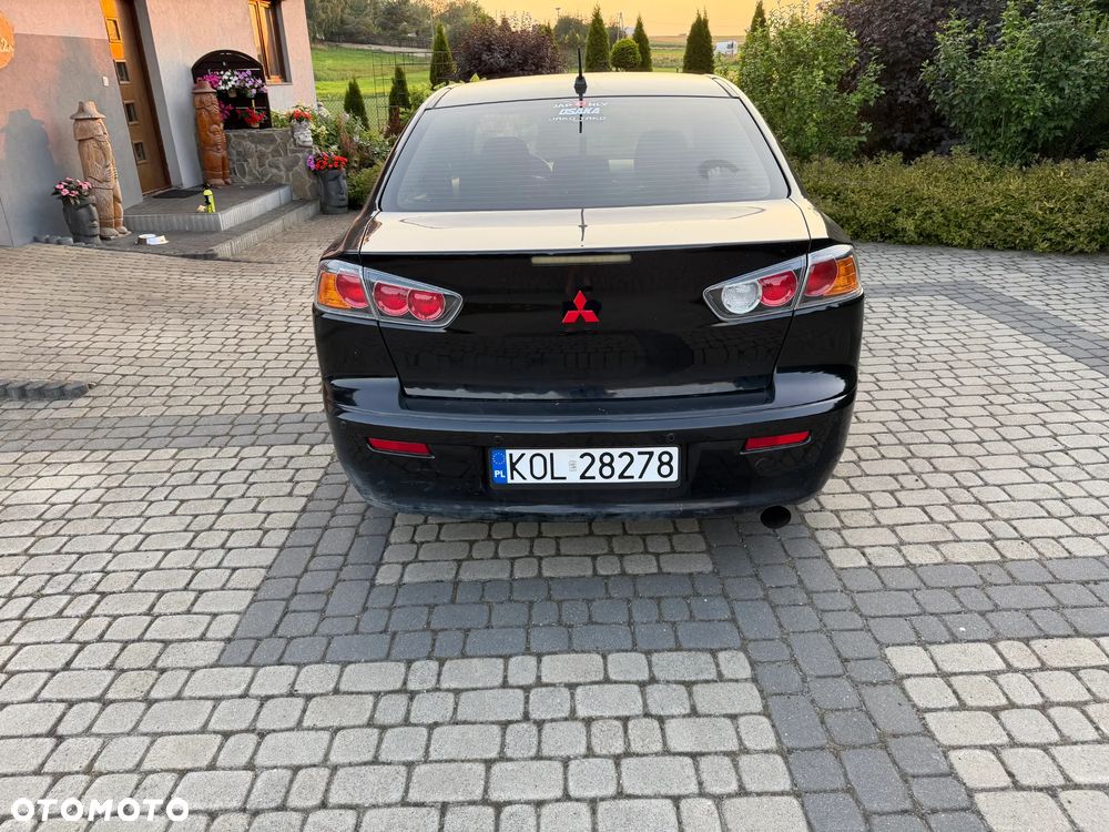 Mitsubishi Lancer 1.8 Invite - 4