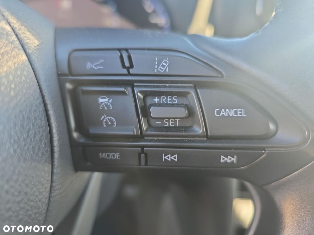 Toyota Yaris Cross Hybrid 1.5 Adventure - 18