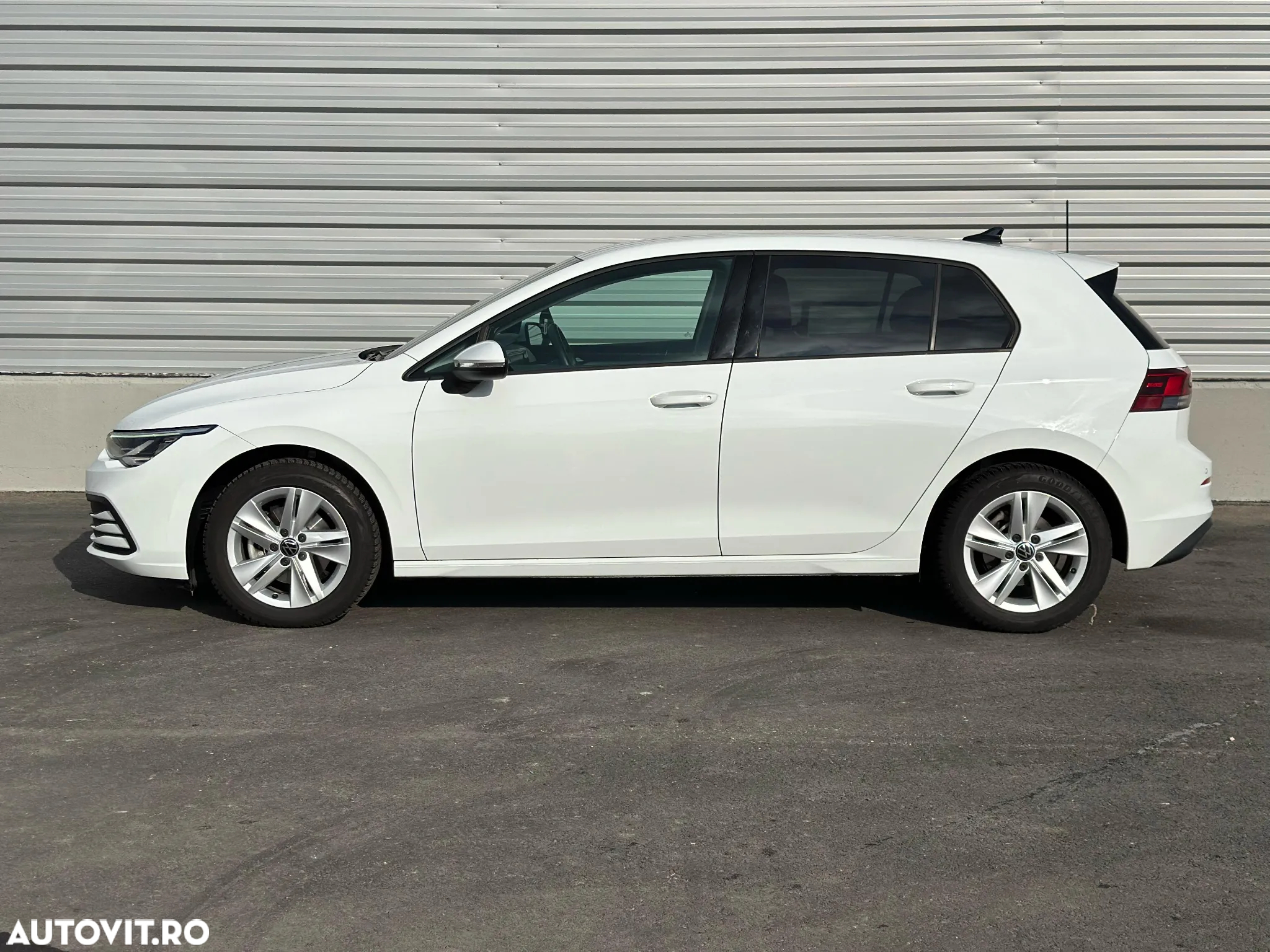 Volkswagen Golf 1.0 TSI Life - 5