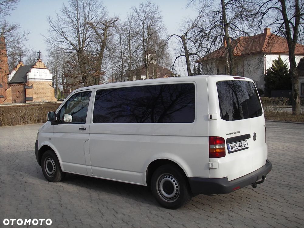 Volkswagen Transporter - 4