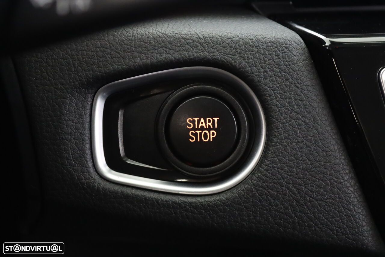 BMW 225xe Active Tourer - 15