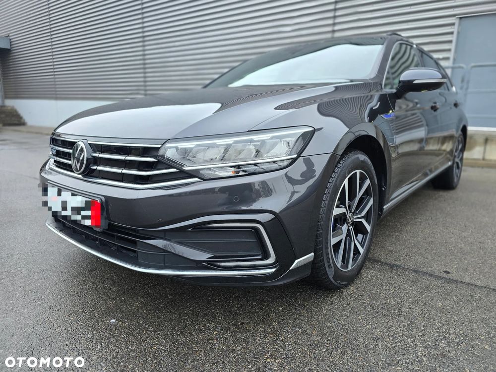 Volkswagen Passat 1.4 TSI DSG GTE - 1