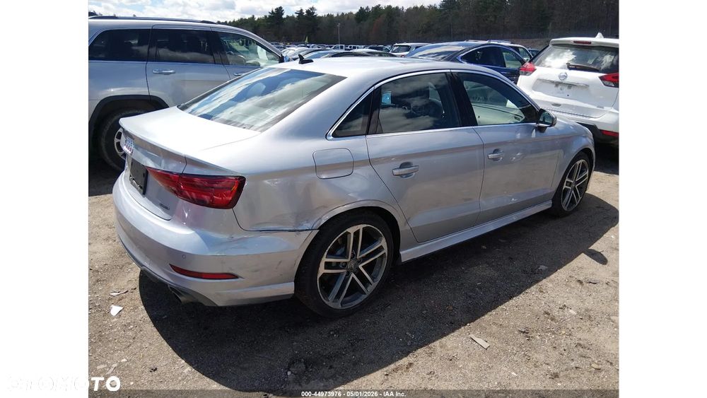 Audi A3 Limousine 40 TFSI Quattro S Line S tronic - 4