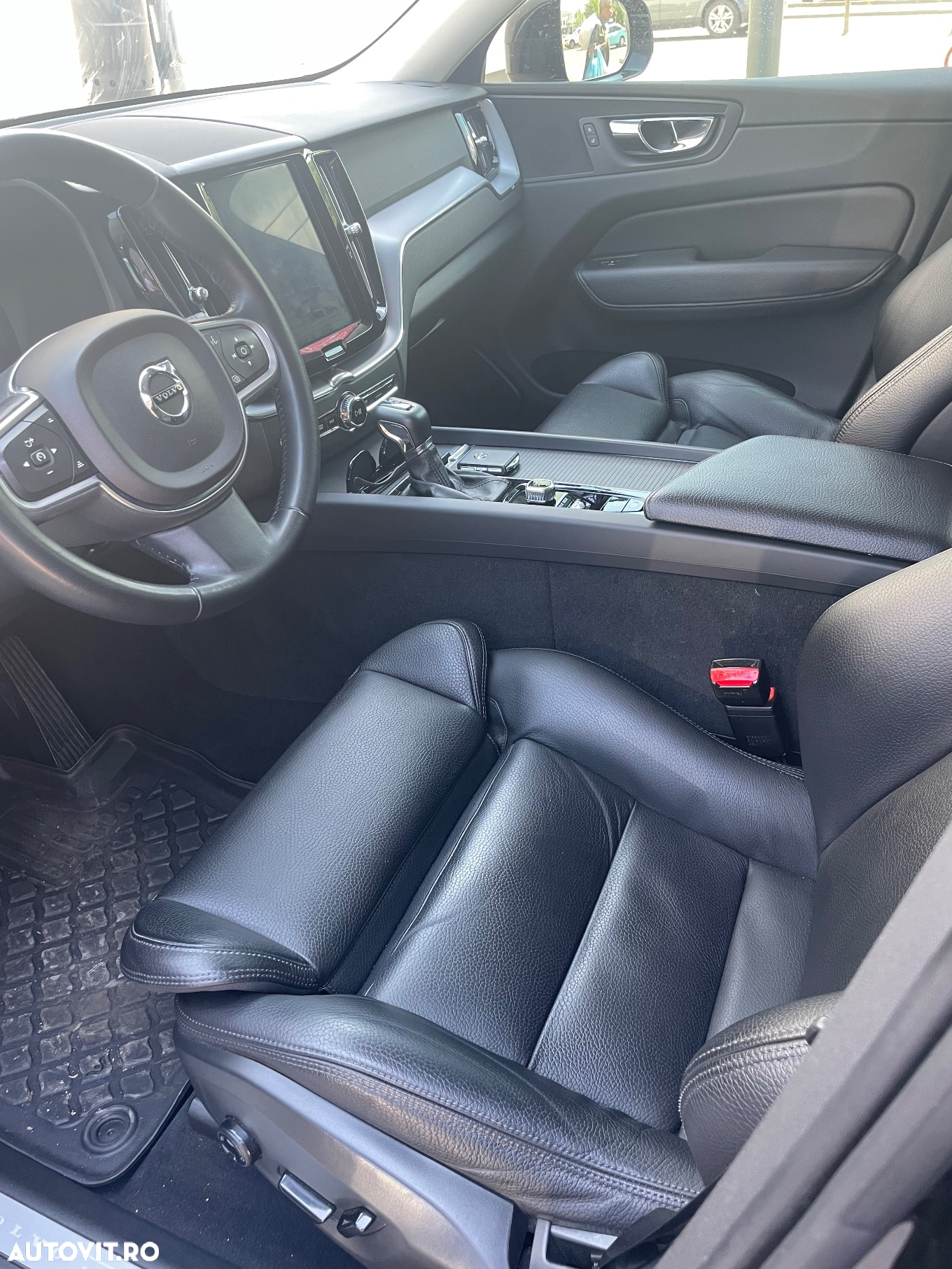 Volvo XC 60 D4 AWD Geartronic Momentum - 17