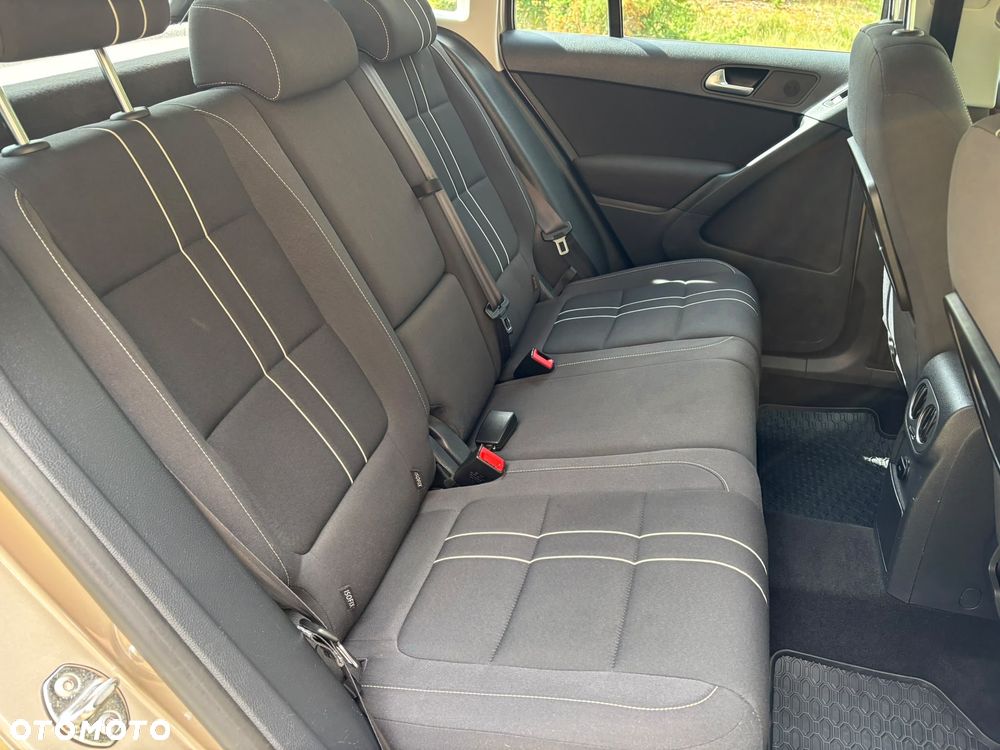 Volkswagen Tiguan - 23