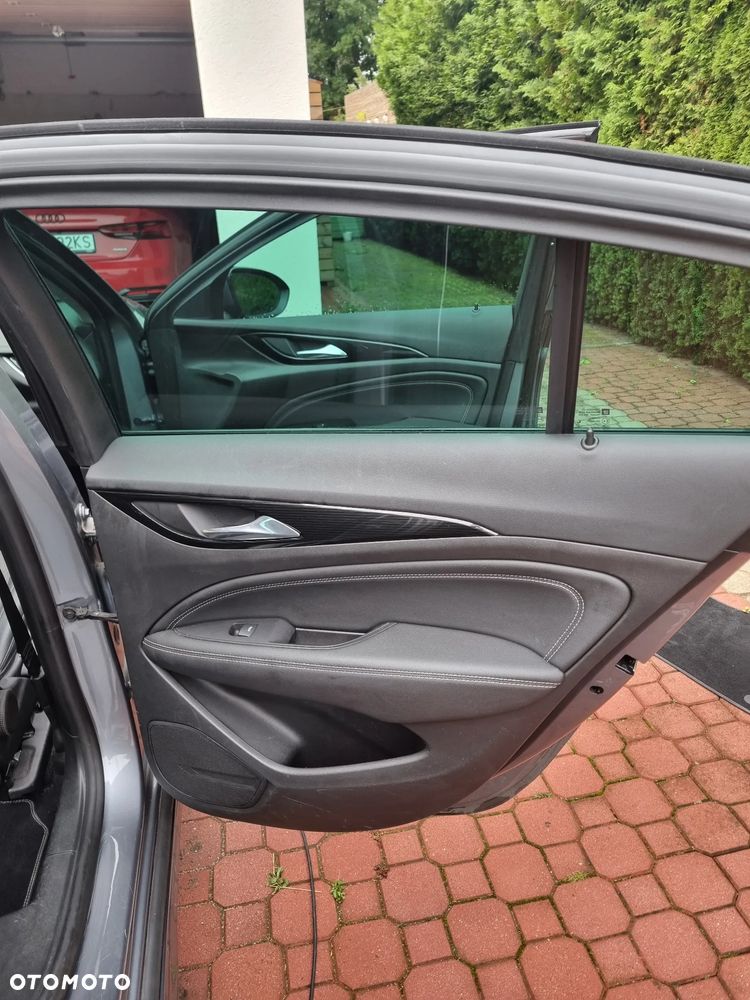 Opel Insignia 2.0 T 4x4 Elite S&S - 18