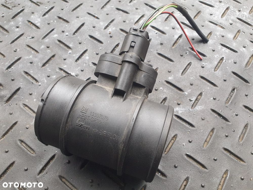 PRZEPŁYWOMIERZ POWIETRZA OPEL MERIVA B CORSA D 1.2 16V 1.4 16V 13307079  + WTYCZKA INSTALACJA - 1