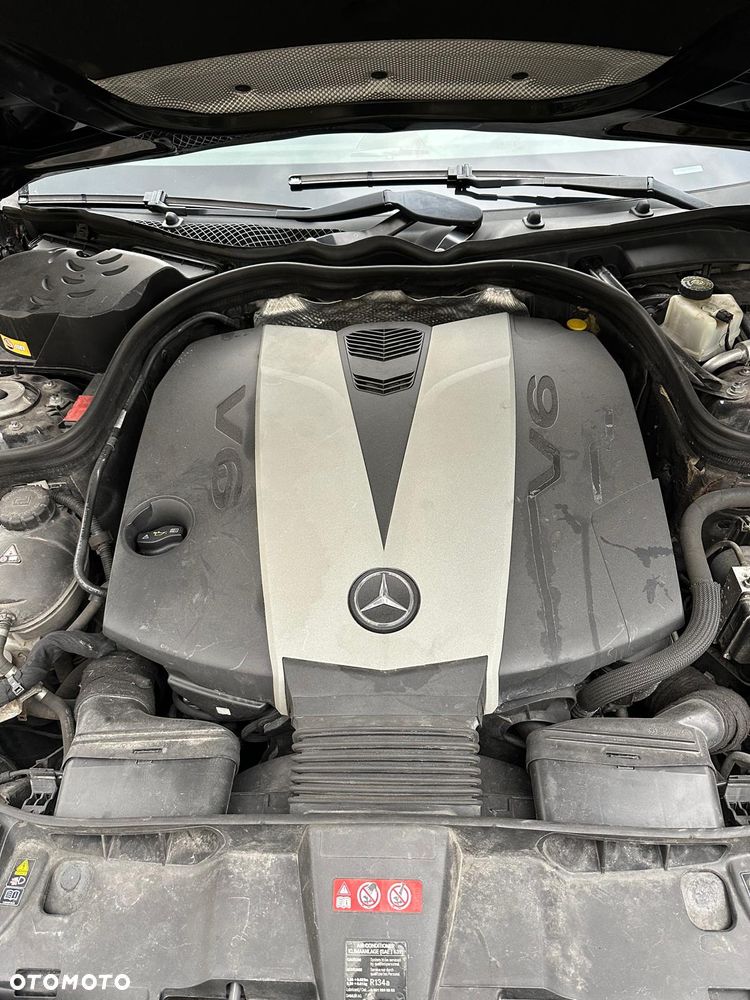 Mercedes-Benz Klasa E 350 CDI DPF 4Matic BlueEFFICIENCY 7G-TRONIC Avantgarde - 32