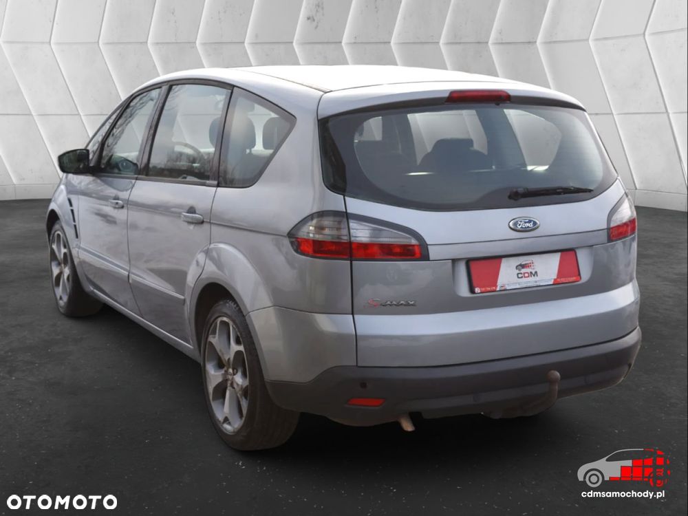 Ford S-Max - 8