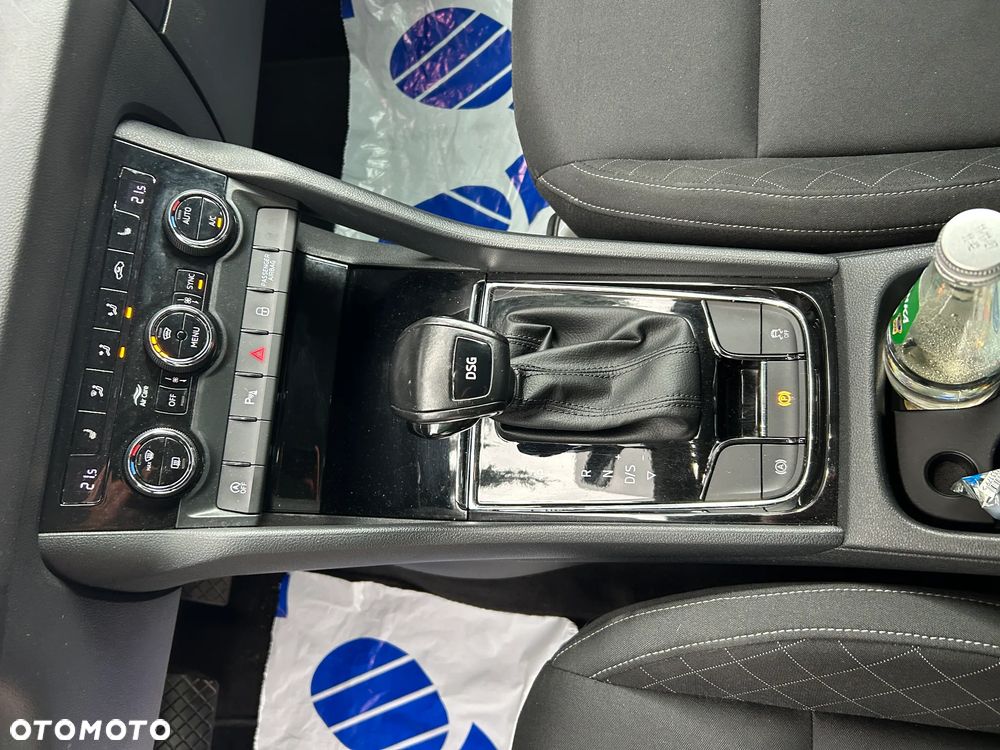 Skoda Karoq 1.6 TDI SCR DSG Style - 13