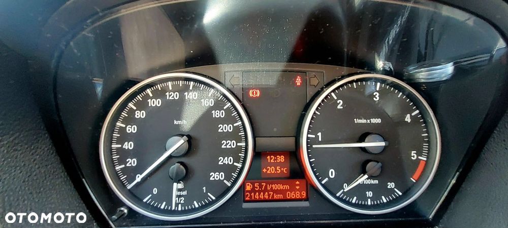 BMW Seria 3 316d - 13