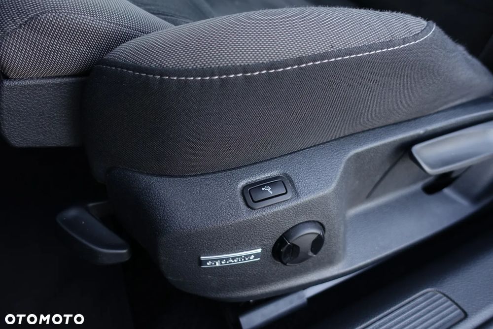 Volkswagen Golf Variant 1.5 TSI BMT Highline - 15