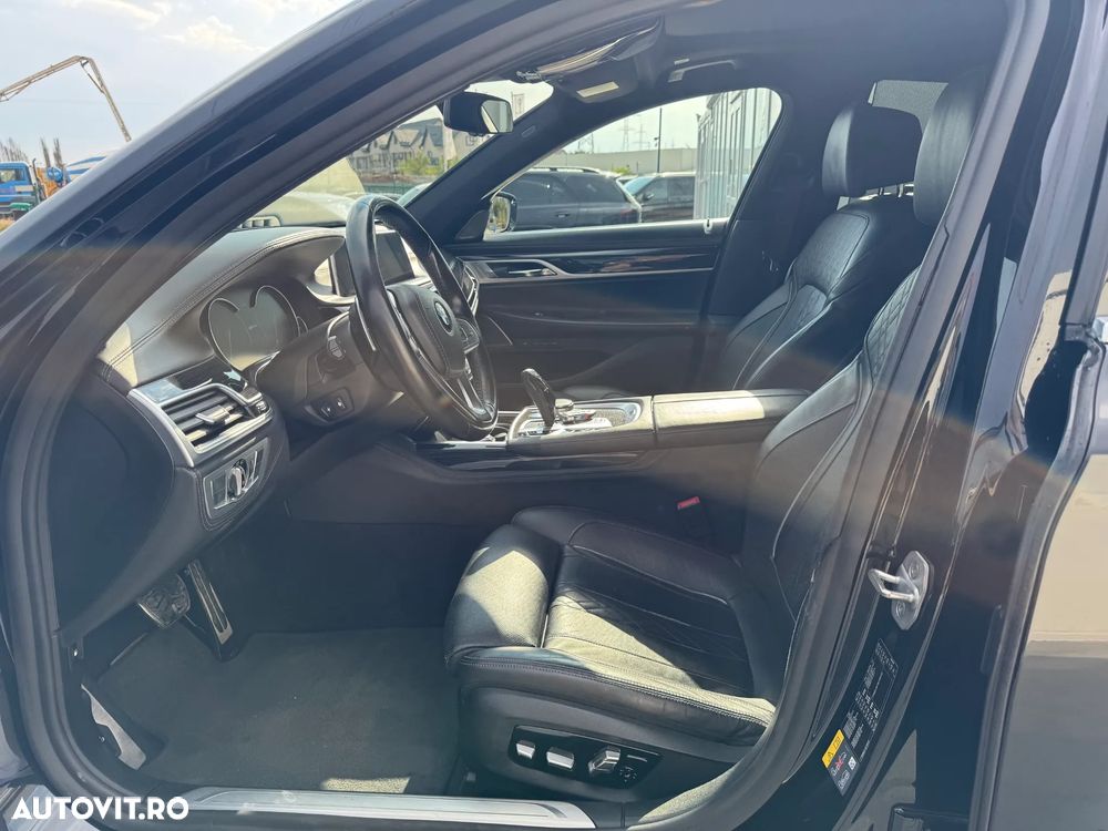 BMW Seria 7 740e iPerformance - 17