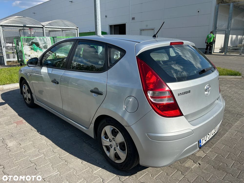 Hyundai i30 1.6 CRDi Base - 12