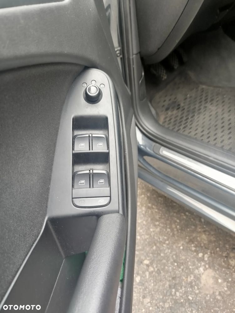 Audi A4 Avant 2.0 TDI - 14