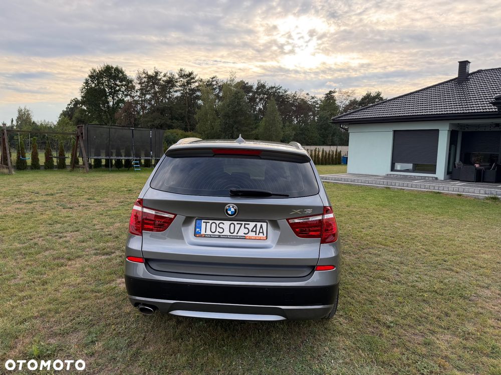 BMW X3 xDrive20d - 13