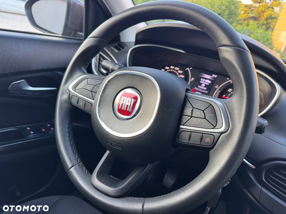 Fiat Tipo 1.4 T-Jet Business Line - 22