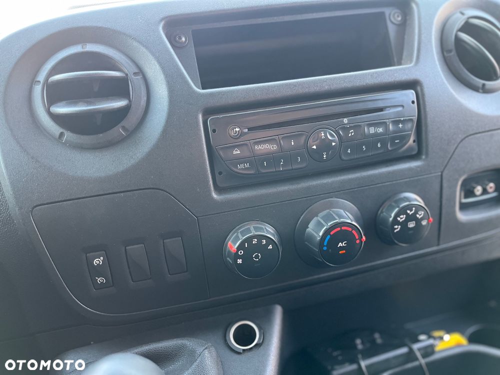 Renault Master - 17