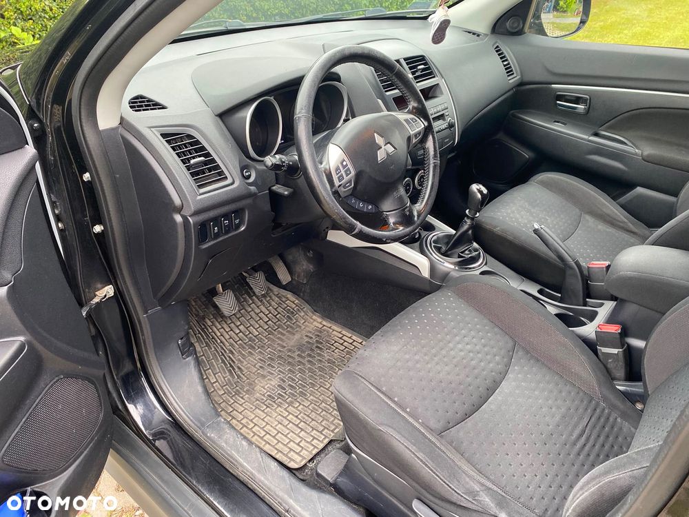 Mitsubishi ASX - 4